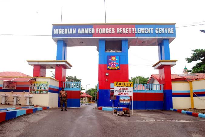 812 Soldiers Retire from Nigerian Military, Warned Against Investment Scams
