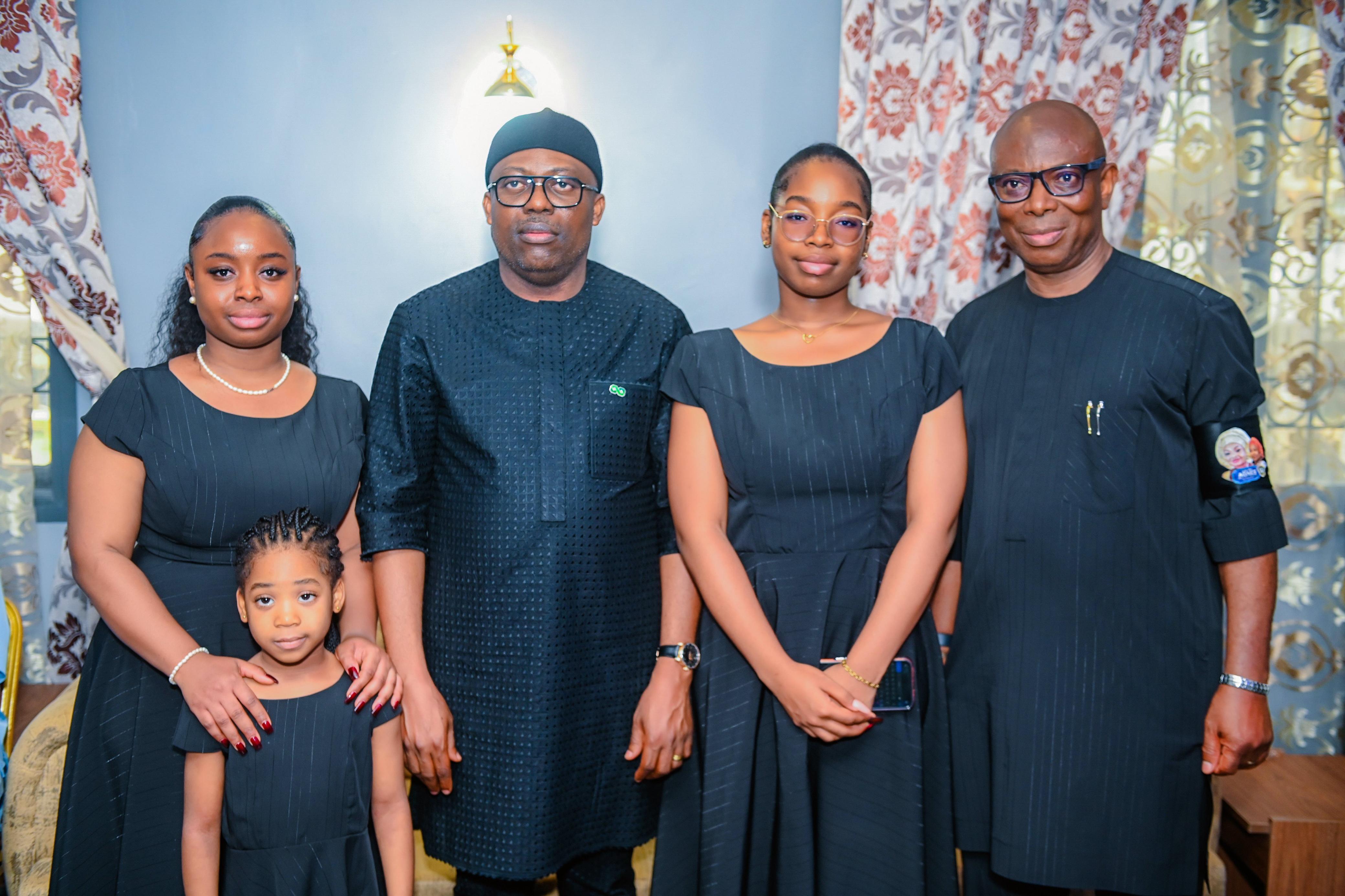 GOV. FUBARA LEADS RIVERS DIGNITARIES TO ANDONI AS ABIANTE LAYS WIFE TO REST