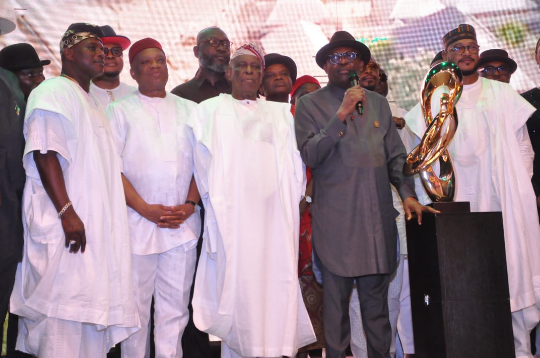 Gov. Fubara Says 'Weakness' Is Sacrifice For Peace, Dedicates Award To God, Rivers People, Wike
